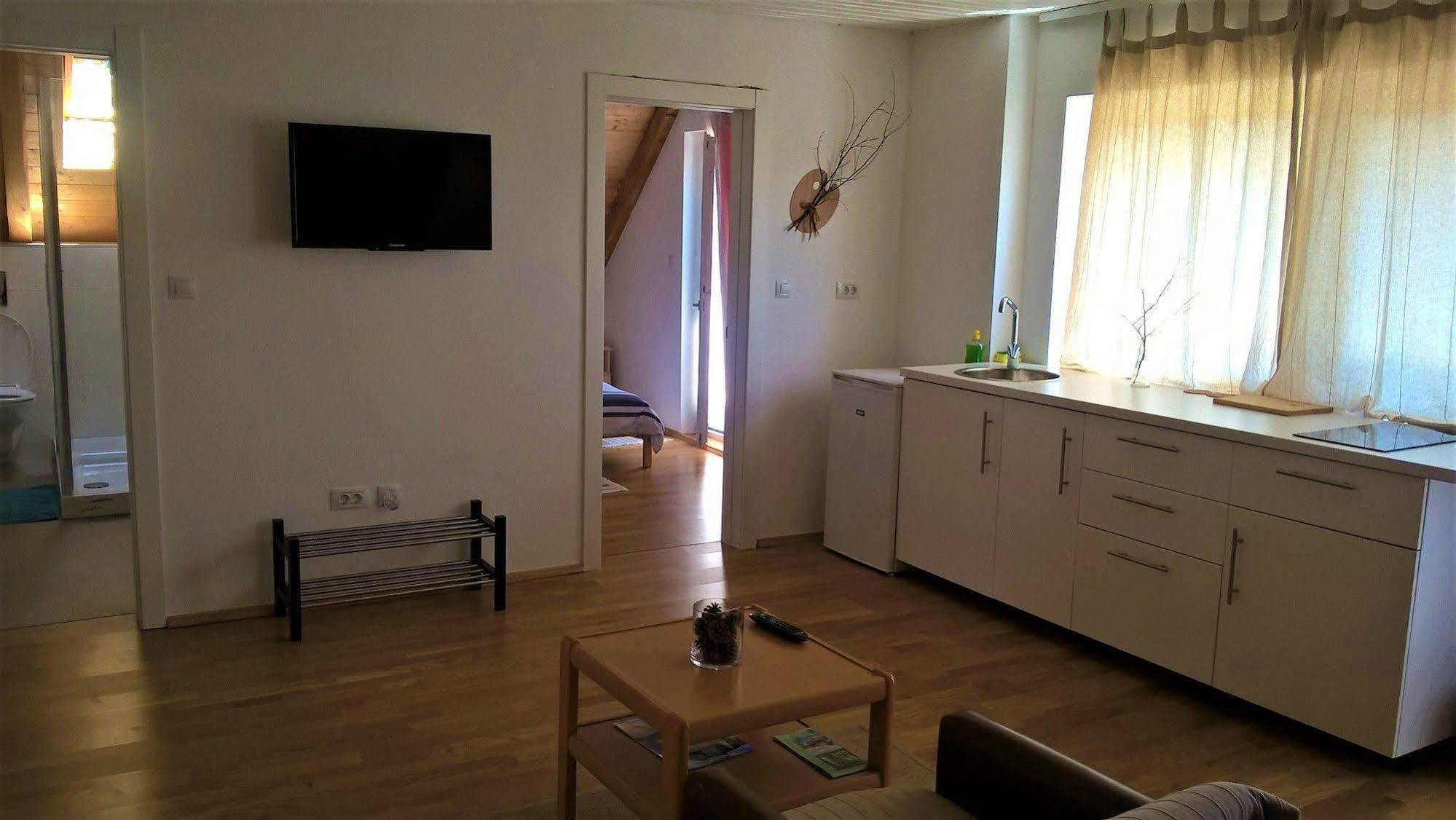 Guesthouse Bor Plitvice Lakes Plitvička Jezera Eksteriør bilde