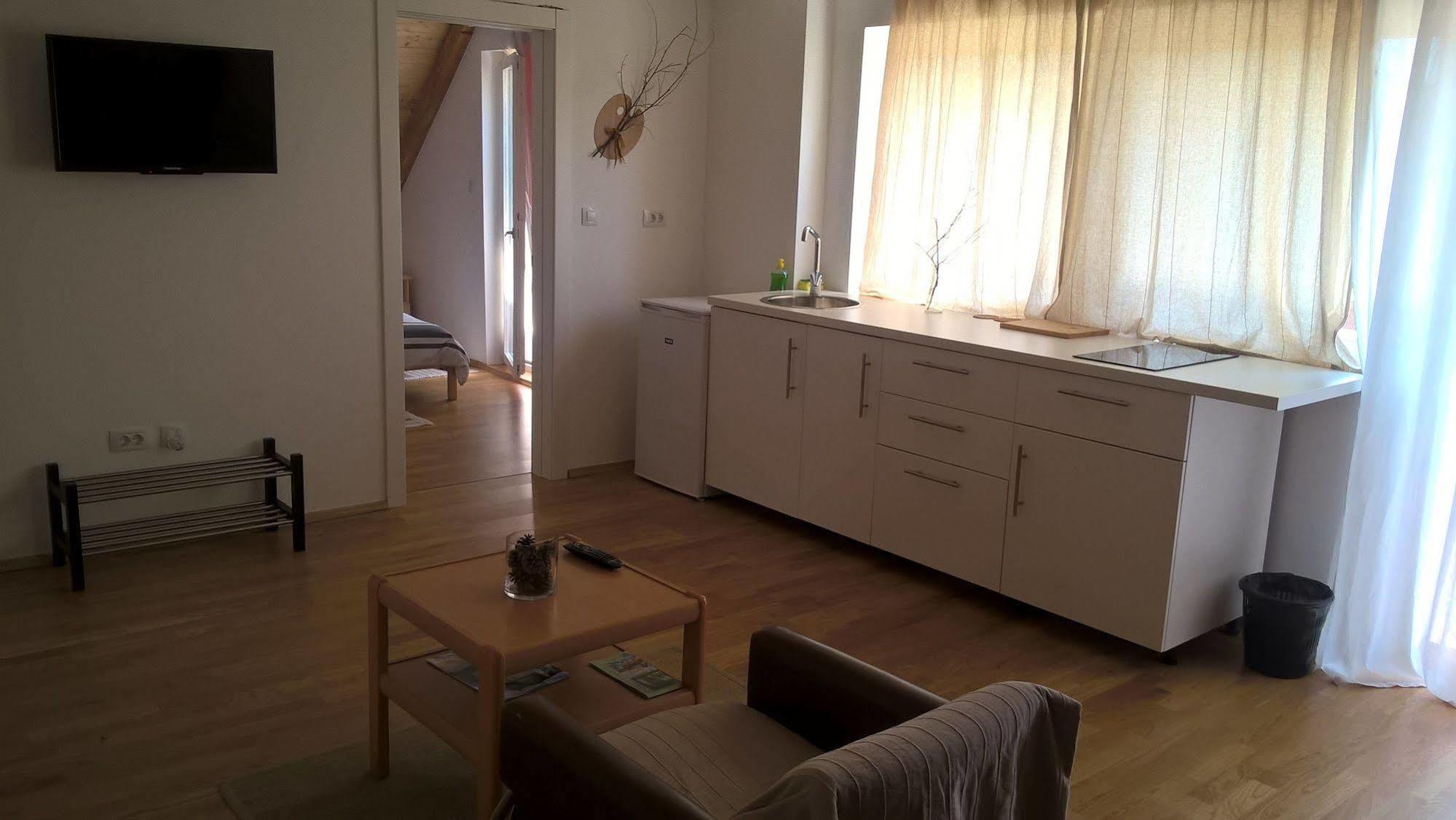 Guesthouse Bor Plitvice Lakes Plitvička Jezera Eksteriør bilde